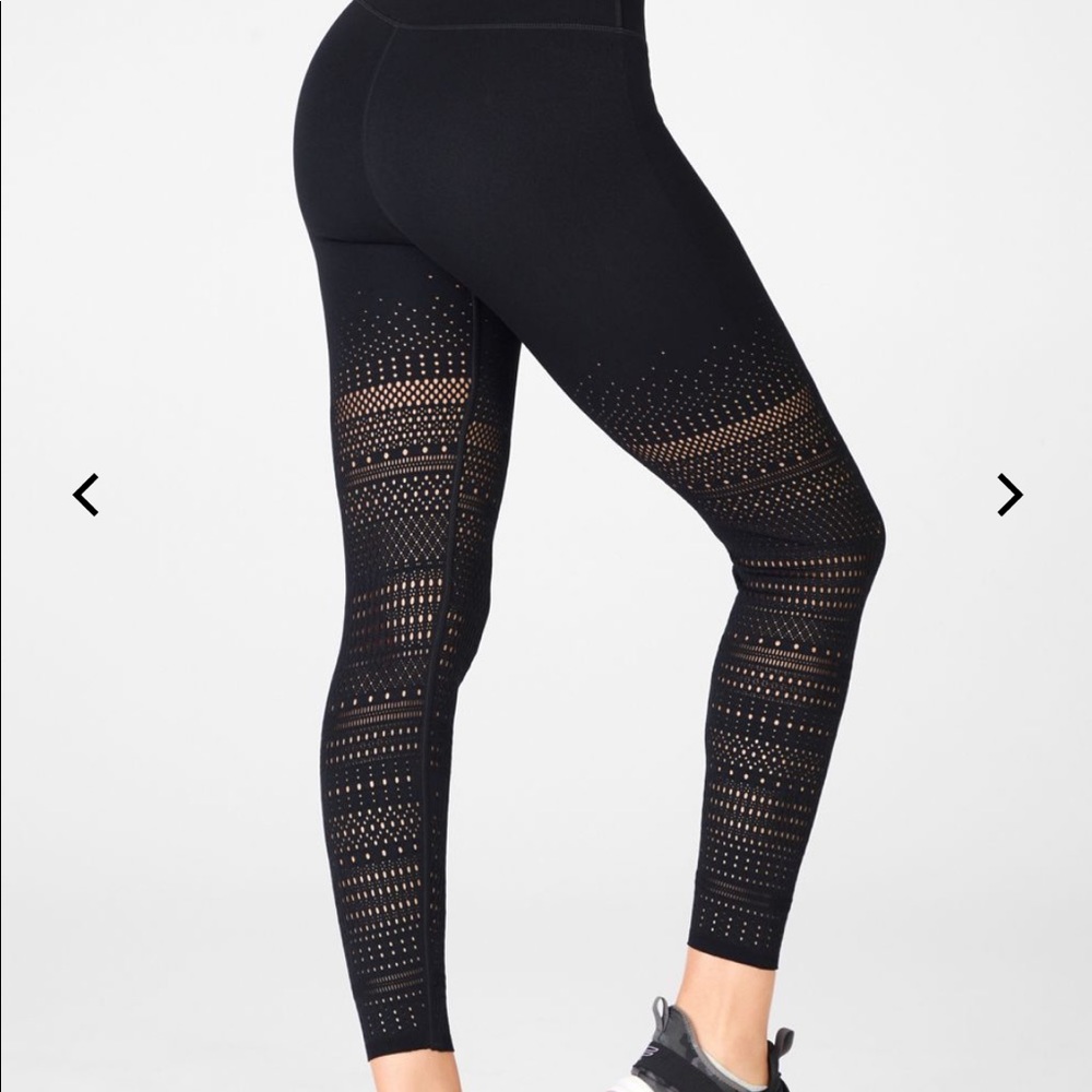 Fabletics High-Waisted SculptKnit® Macrame 7/8